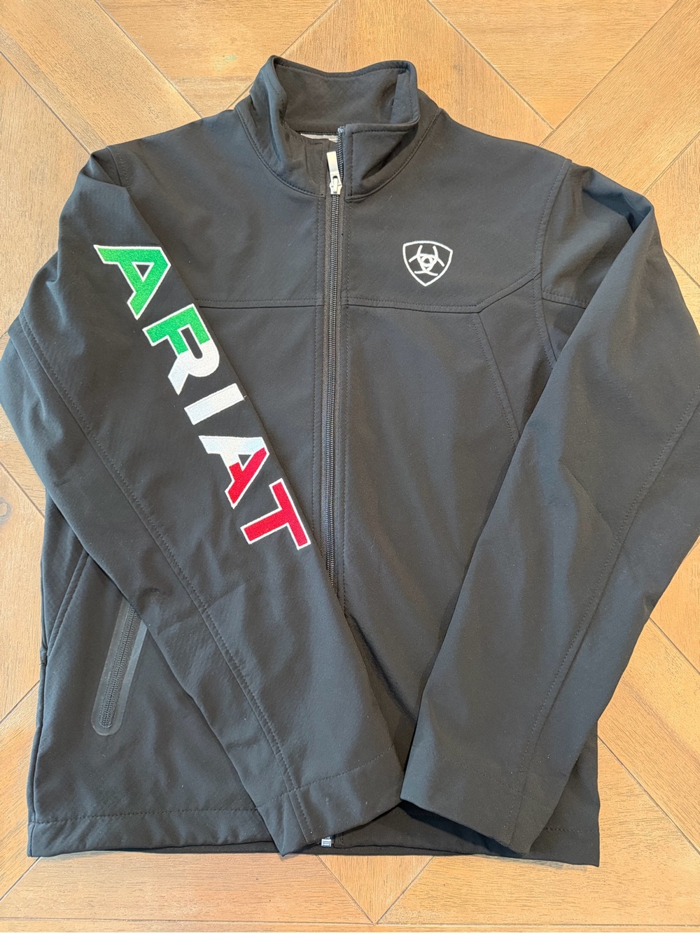 Ariat® Men's Team Logo Black Mexico Flag Softshell Jacket Sz XS